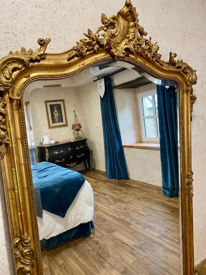 Une Nuit Chez Une Artisane Josselin Bagian luar foto